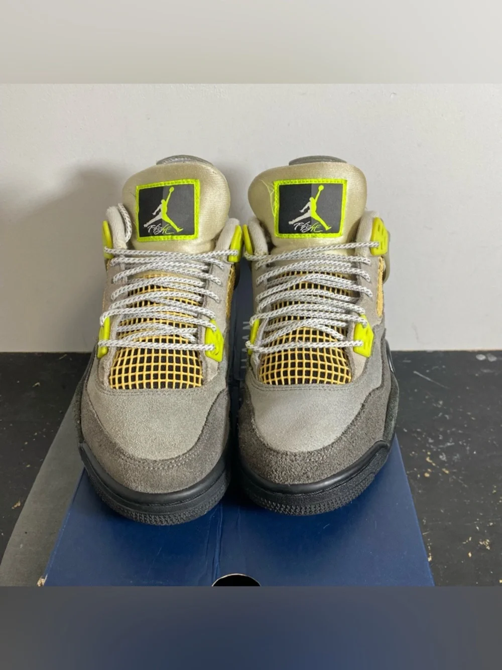 Size 6Y - Jordan 4 SE 95 Neon - Picture 3 of 9